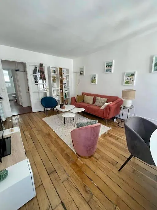 Appartement Proche Arc Triomphe / Champs Elysees Paris 0*,  France